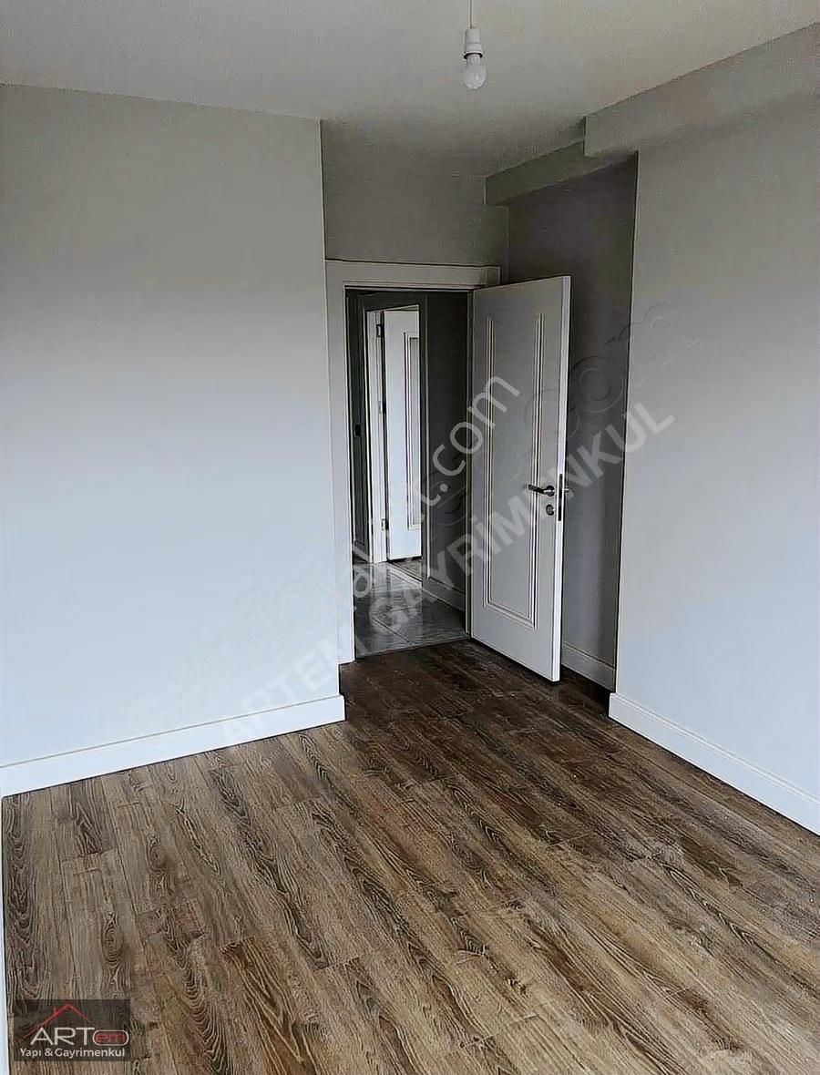 Toki Emlak Konutta Deniz Manzaralı Ebeveyn Banyolu 3+1 Kiralık - Görsel 18