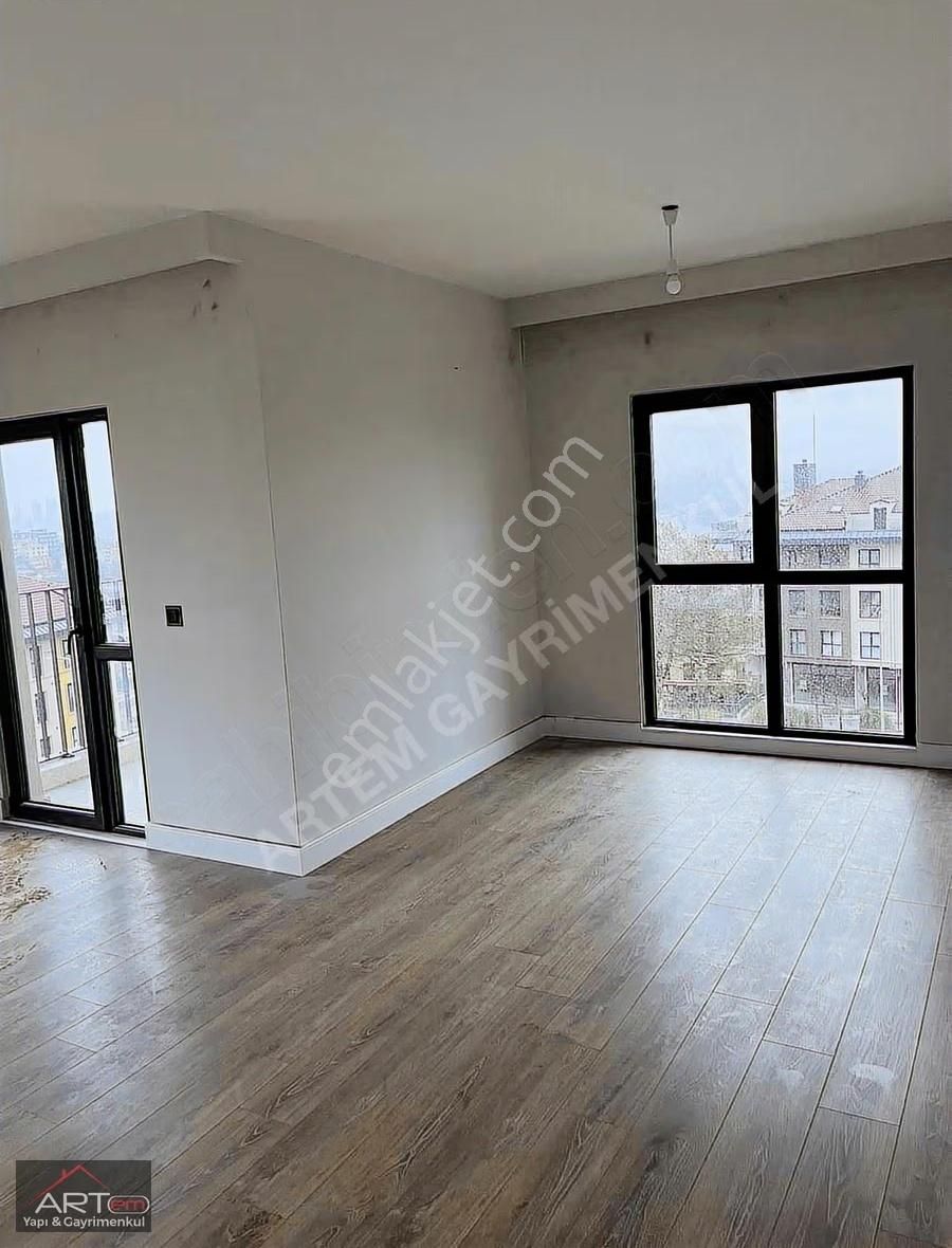 Toki Emlak Konutta Deniz Manzaralı Ebeveyn Banyolu 3+1 Kiralık - Görsel 23