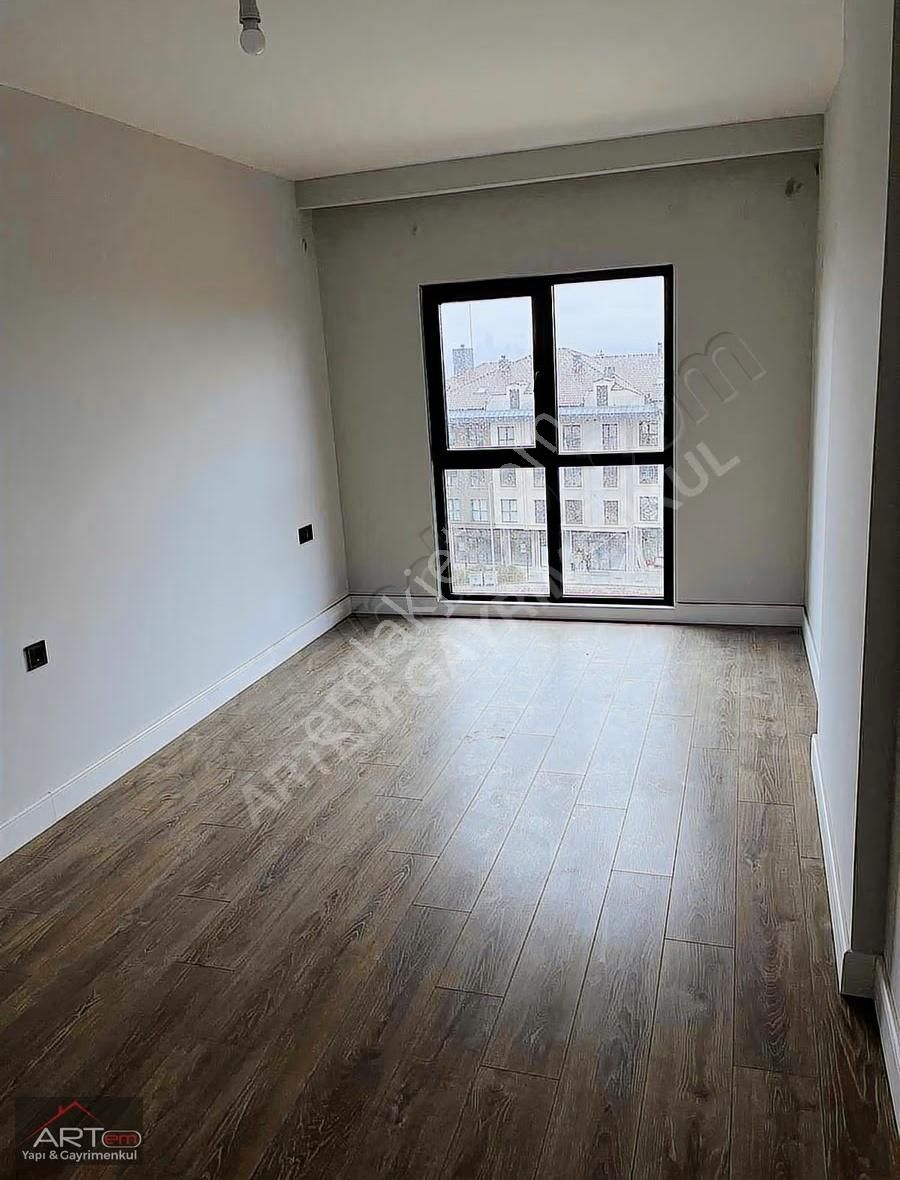 Toki Emlak Konutta Deniz Manzaralı Ebeveyn Banyolu 3+1 Kiralık - Görsel 15