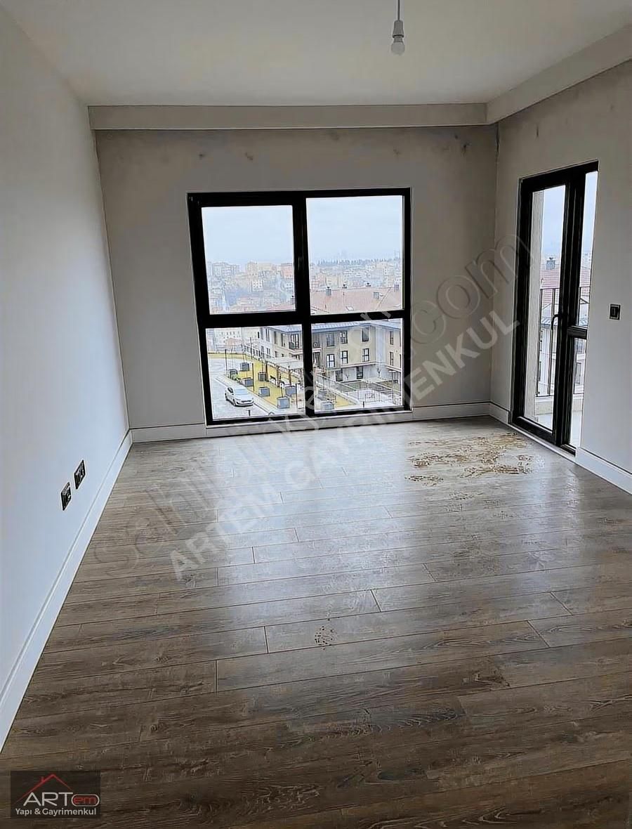 Toki Emlak Konutta Deniz Manzaralı Ebeveyn Banyolu 3+1 Kiralık - Görsel 19