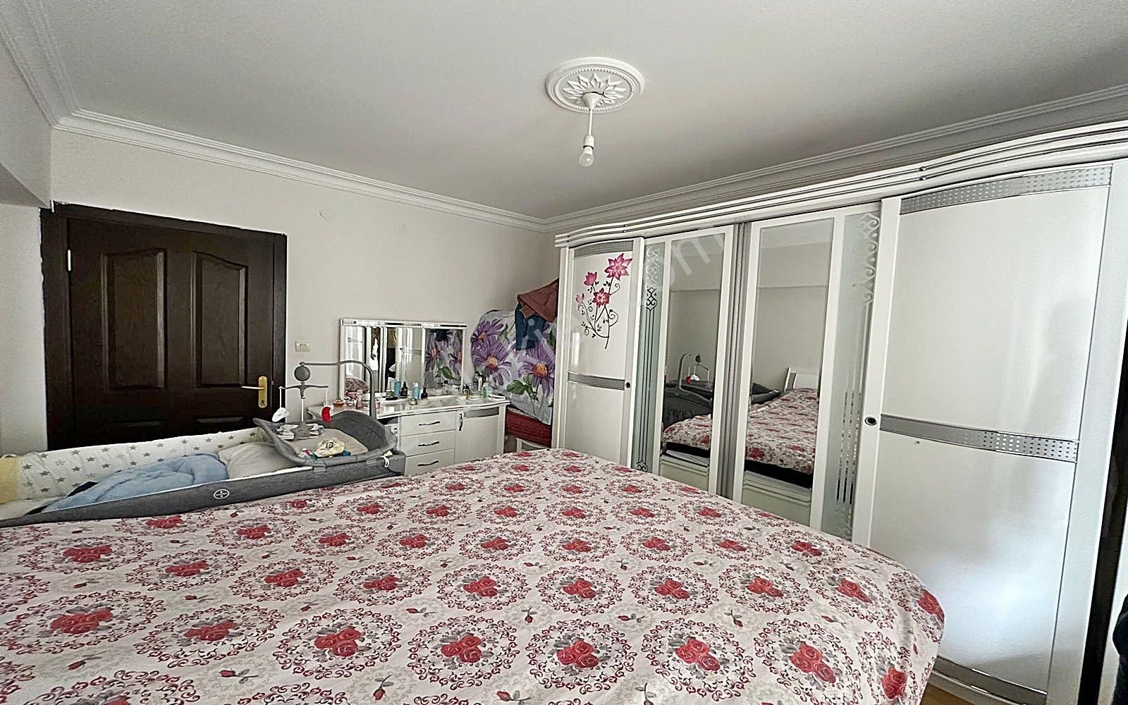 Karakaya'da 3+1 Ara Katta Cadde Yakını Emsalsiz Fırsat Daire - Görsel 18