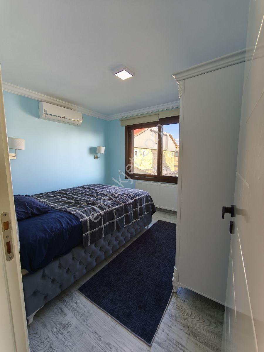 Foça Bağarasında Satılık Villa Tam Müstakil Havuzlu Otoparklı - Görsel 29