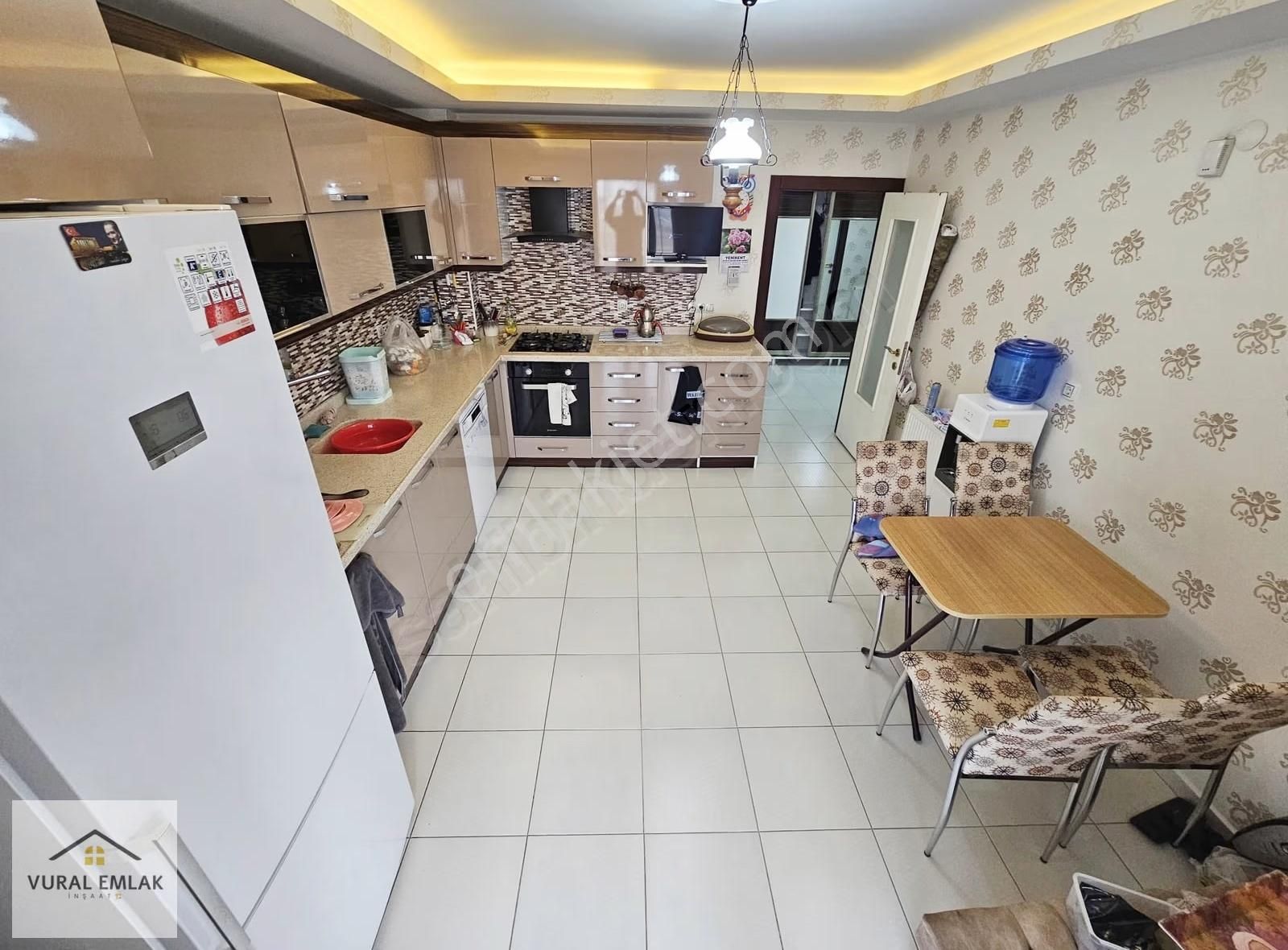 Vural'dan Site İçerisinde 3+1 Çift Cam Balkonlu Geniş Peyzajlı - Görsel 13