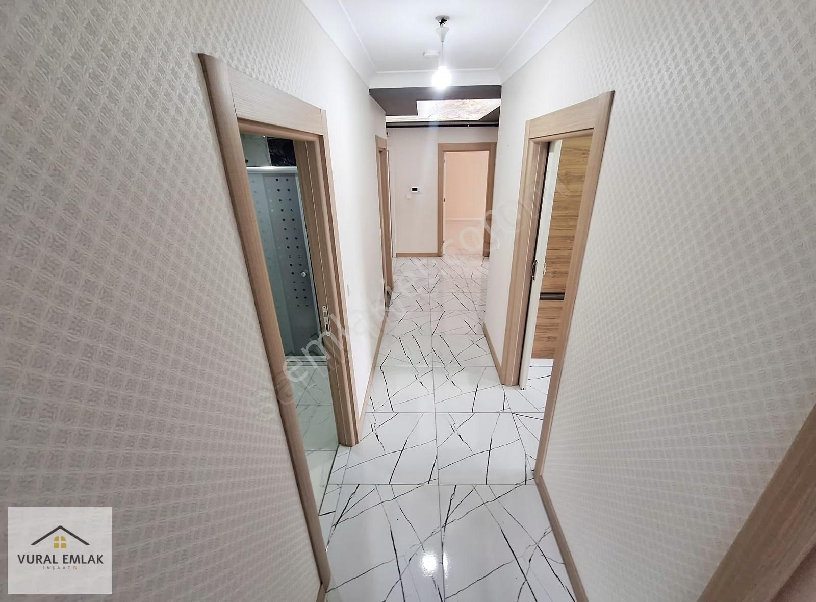 Vural'dan Yenikent'de Merkezi Güzergahta 3+1 C. Balkonlu Daire - Görsel 14