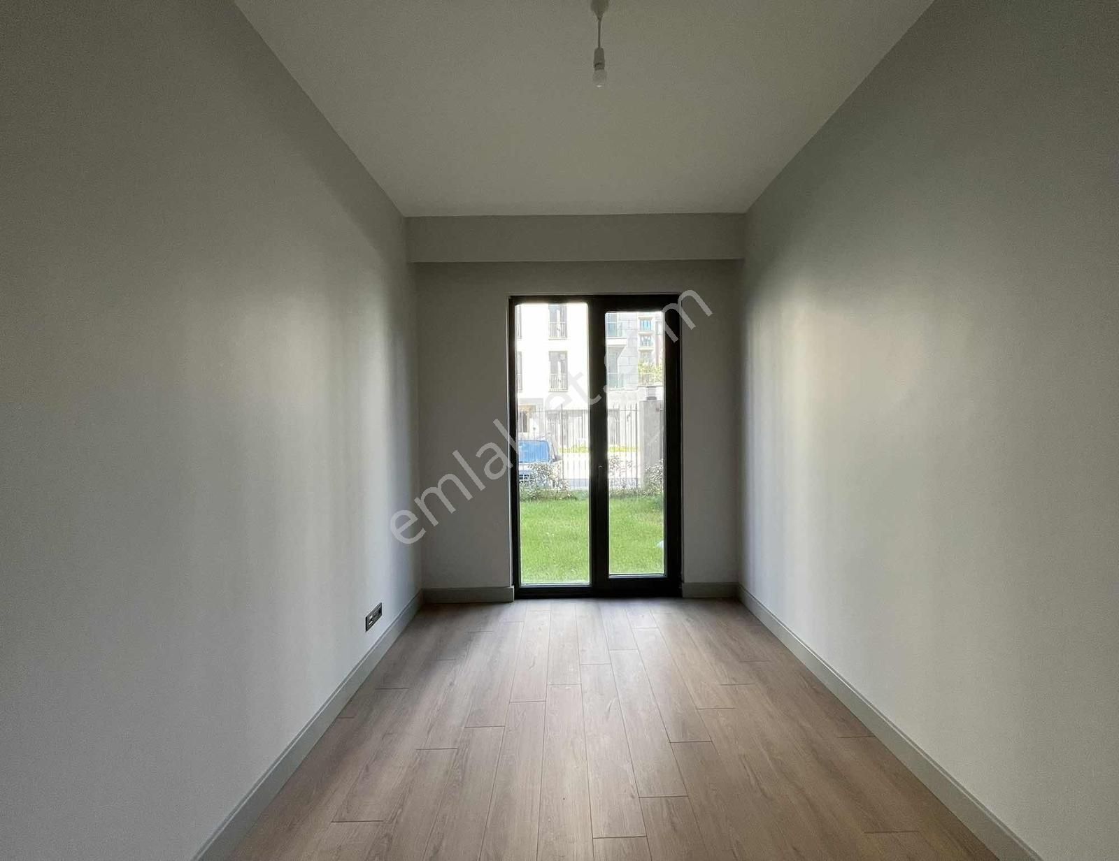 Emlak Konut Çınarköy " 3+1 Köşe Tip Bahçe Katı Satılık Daire " - Görsel 4