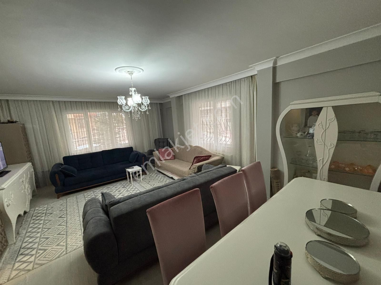 Akbaba Yakını 2+1 Y.giriş Asansörlü A.daire Var Kombi Vestiyer Duşakabin Ankstra Ocak Fulll - Görsel 2