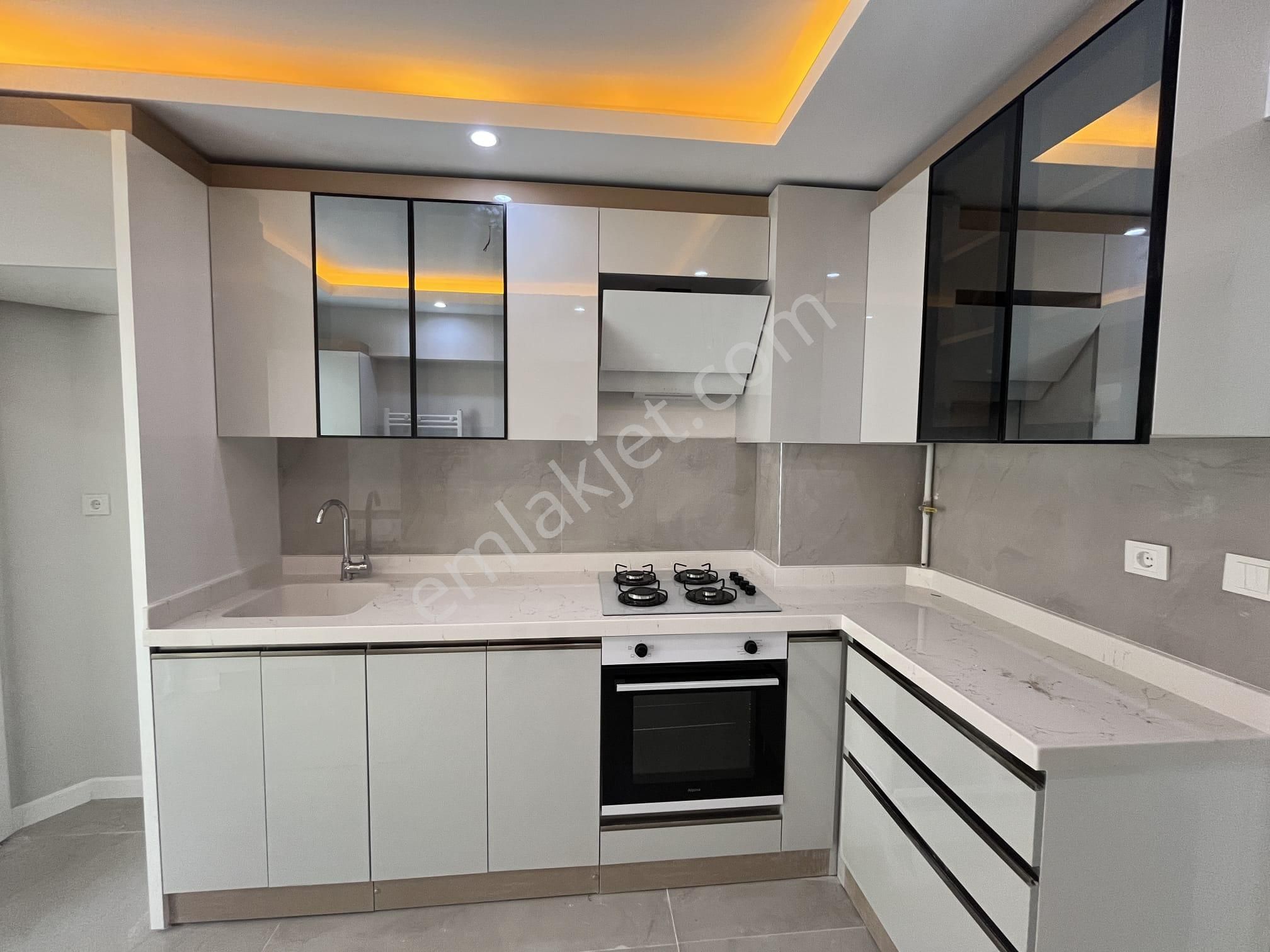 Piyade Mh 3+1 Bağımsız Full+ful Yapılı Ara Katta Satılık Daire