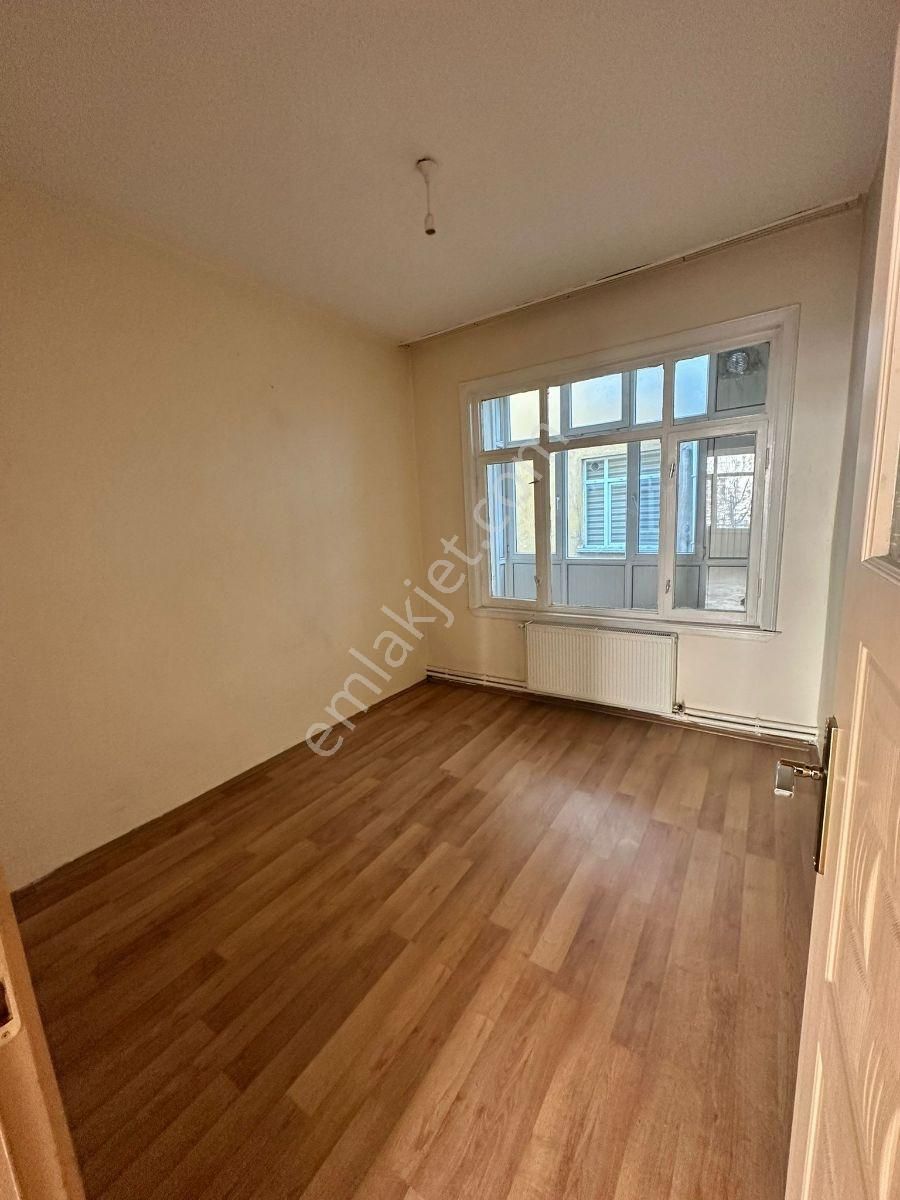 İhsaniyede 3+1 Arakat Bakımlı Boş Daire Merkezi Konumda - Görsel 22