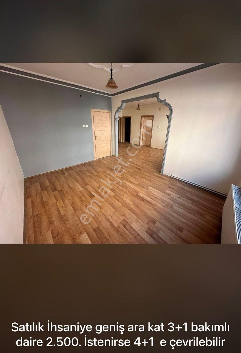 İhsaniyede 3+1 Arakat Bakımlı Boş Daire Merkezi Konumda - Görsel 2