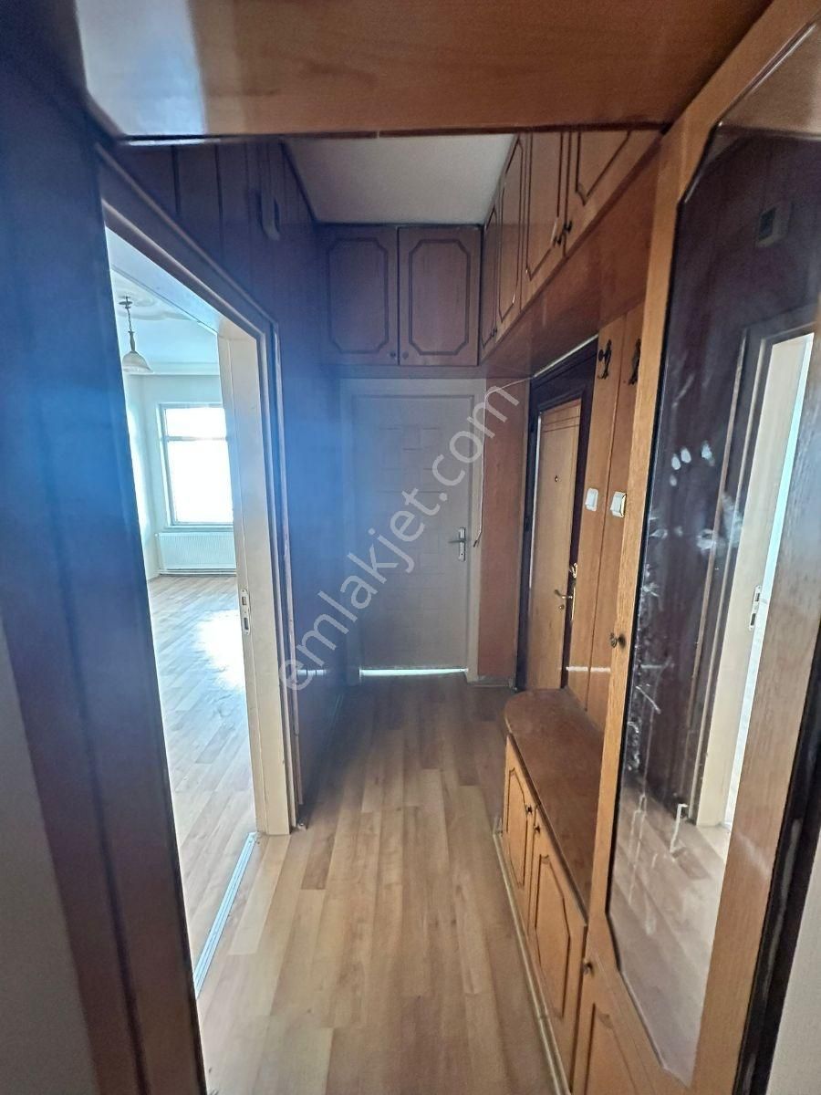 İhsaniyede 3+1 Arakat Bakımlı Boş Daire Merkezi Konumda - Görsel 19