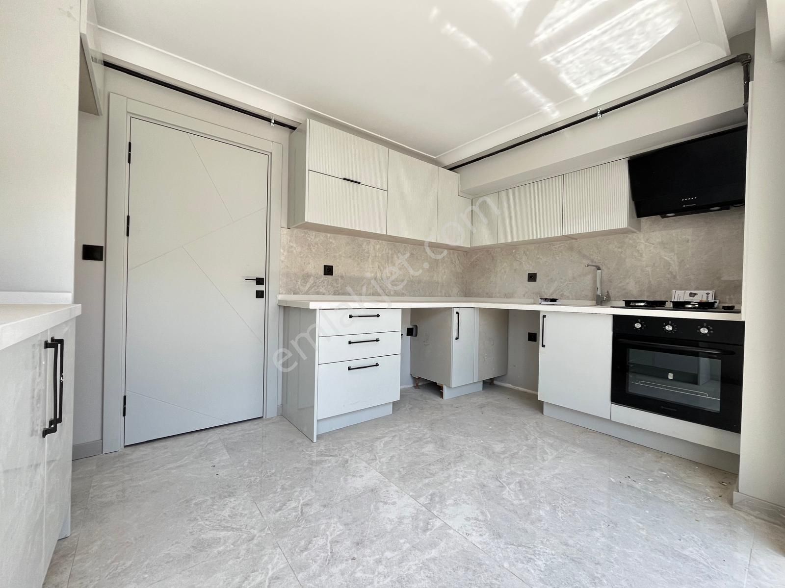 Sbell'den Bahçelievlerde,ön Cephe,3 Banyolu,4+1 Teraslı Dubleks