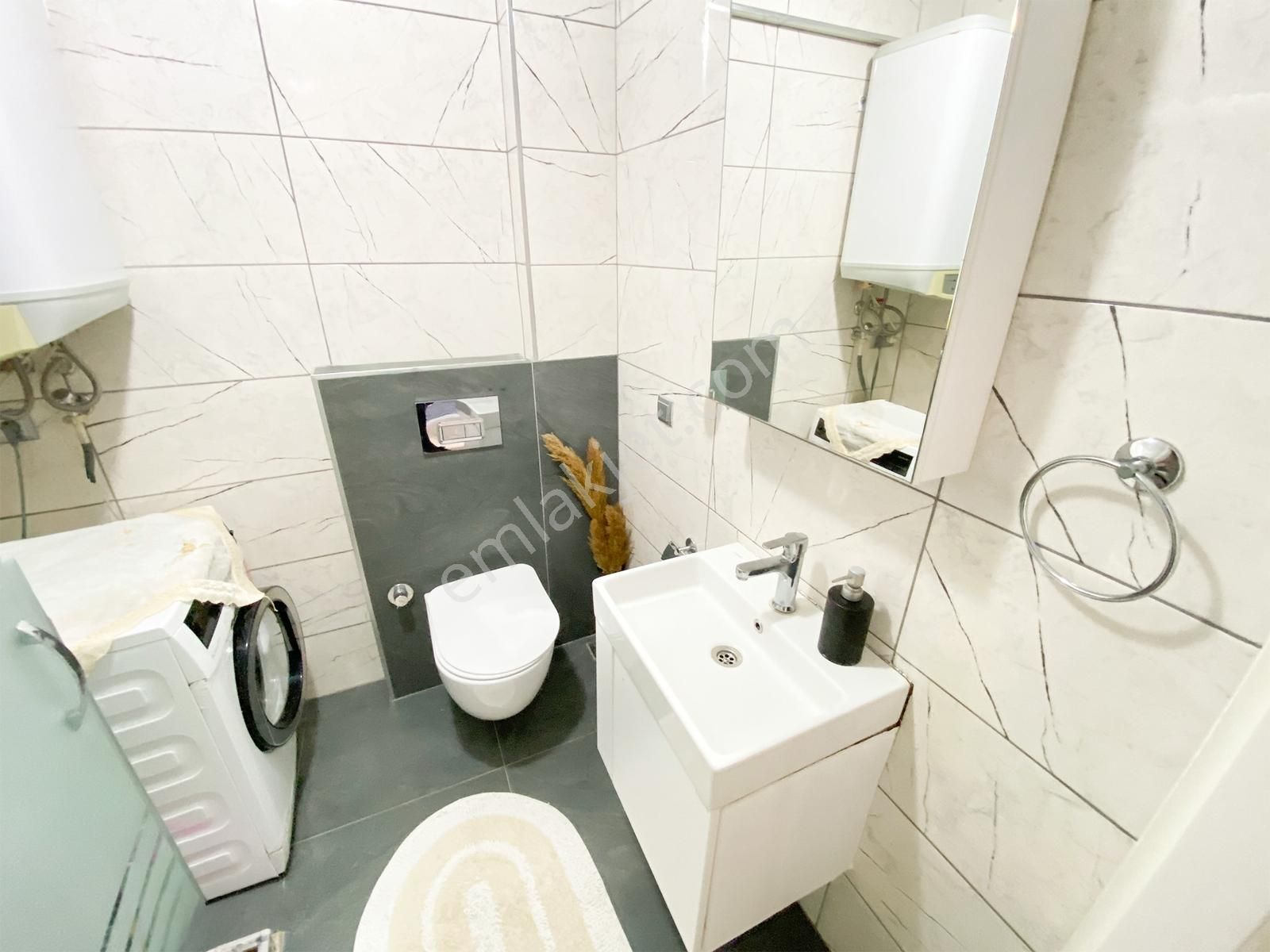 Ata'dan Tepe Mahallesi Giriş Katı Geniş 2+1 Bahçeli Düz Daire - Görsel 22