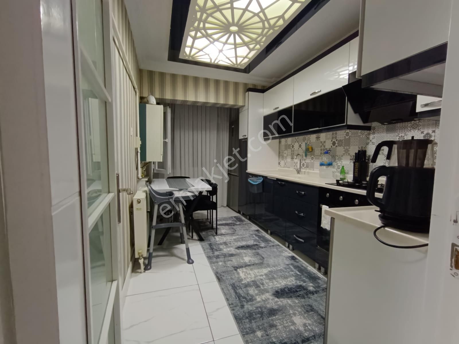 Hayal^den Mareşal Çakmak Mh^de Ara Katta Bağımsz Full+full Yapılı 3+1fırsat Daire