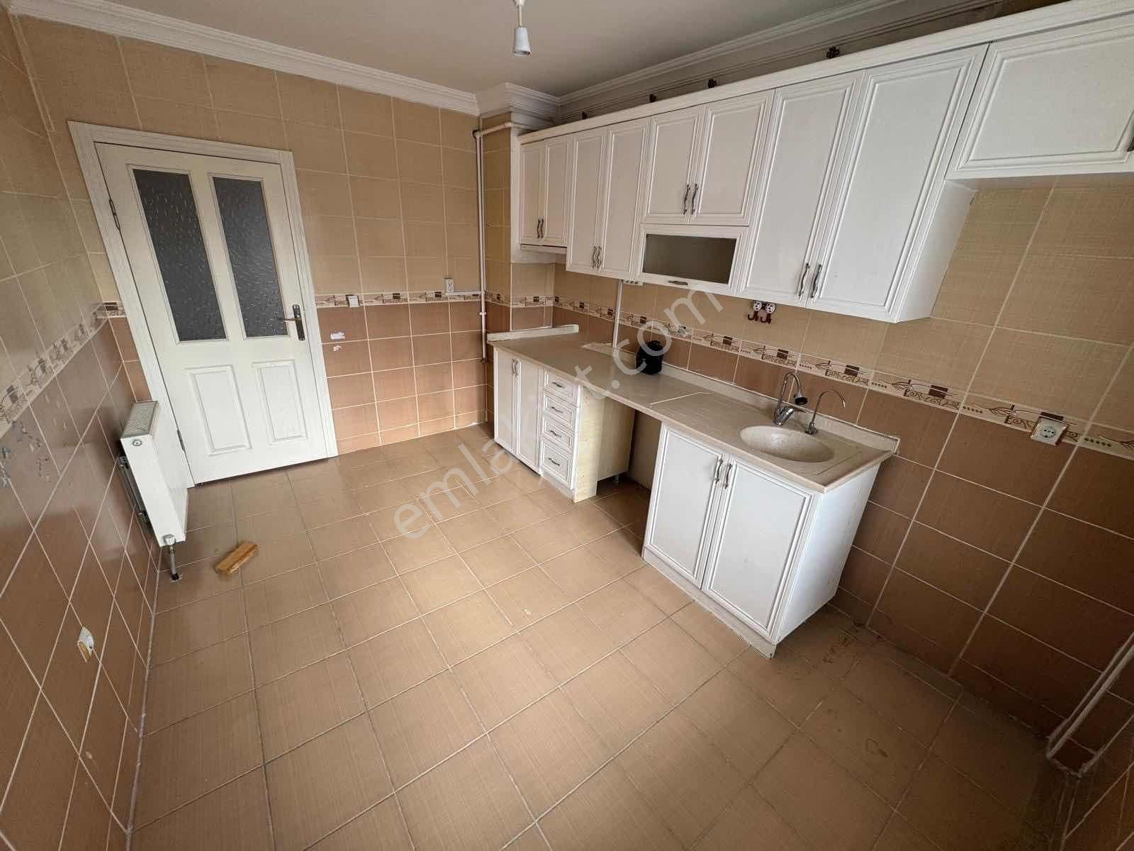 Akprime'dan Demirdağ Caddesi Pareleli 3+1 Fırsat Dairesi - Görsel 2