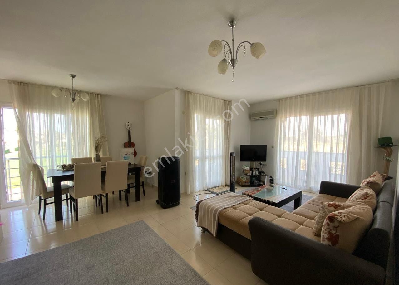 Havuzlu Sitede Ara Katta 1+1 Saire - Görsel 5