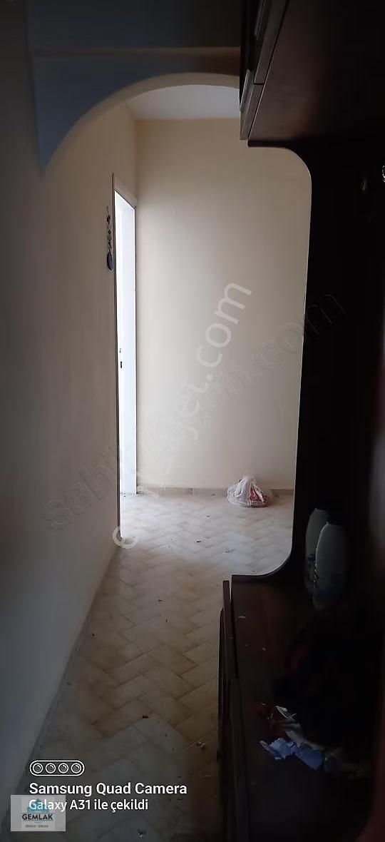 Gemlik Kumlada 2. Kat 3 Cephe 2 Balkon Satılık Daire - Görsel 6