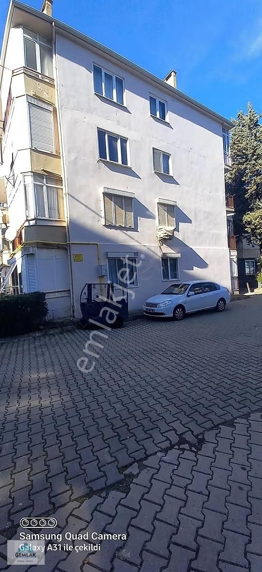 Gemlik Kumlada 2. Kat 3 Cephe 2 Balkon Satılık Daire - Görsel 8