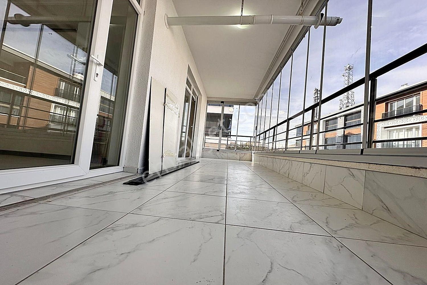 Karakaya'da Bölgenin Gözde Projesinde Ultra Lüks Yapılı 3+1 Daire - Görsel 24