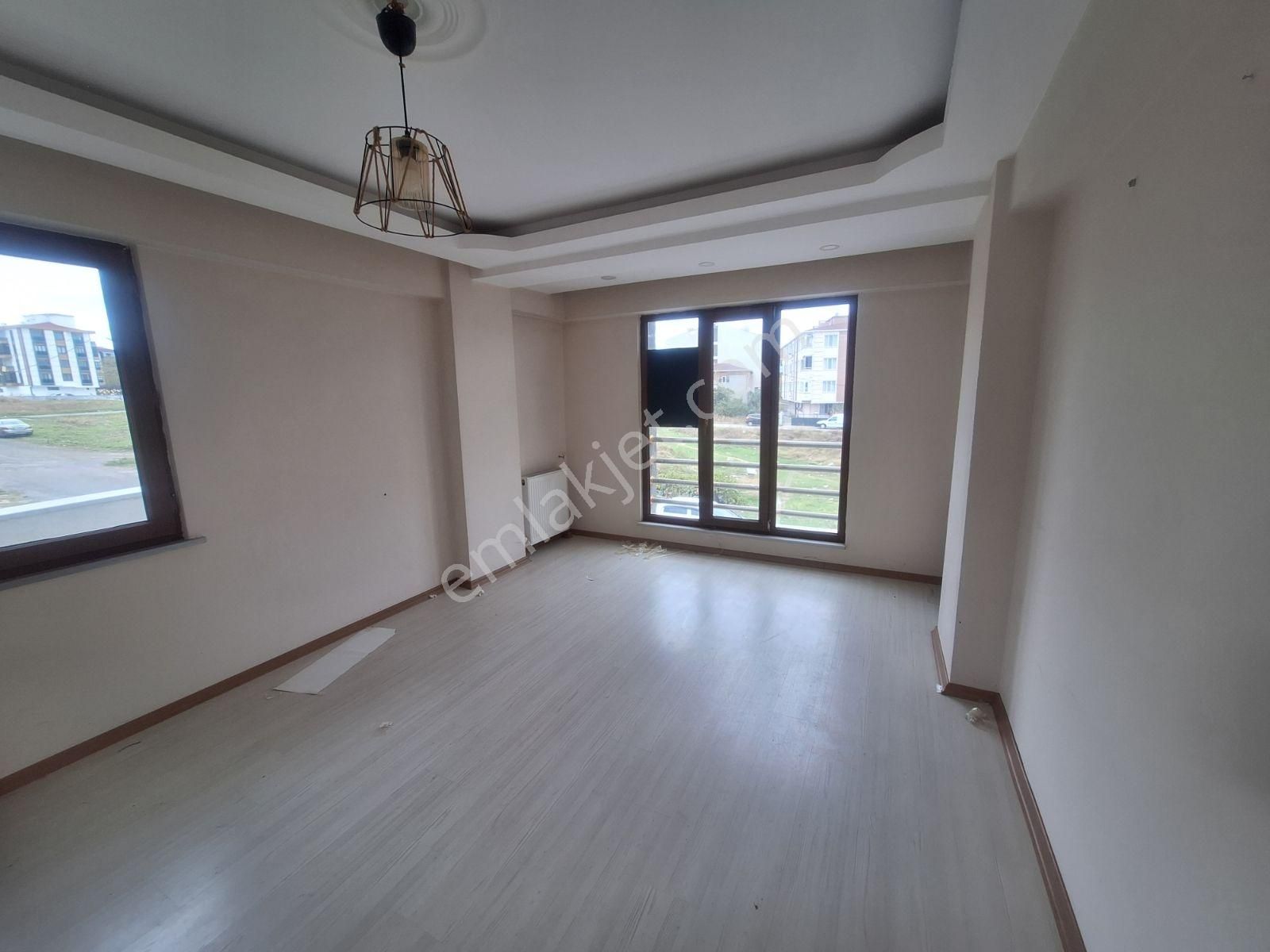 Mehmetoğlu Gayrimenkulden Çobançeşme Mah. 2+1 Kiralık Daire - Görsel 12