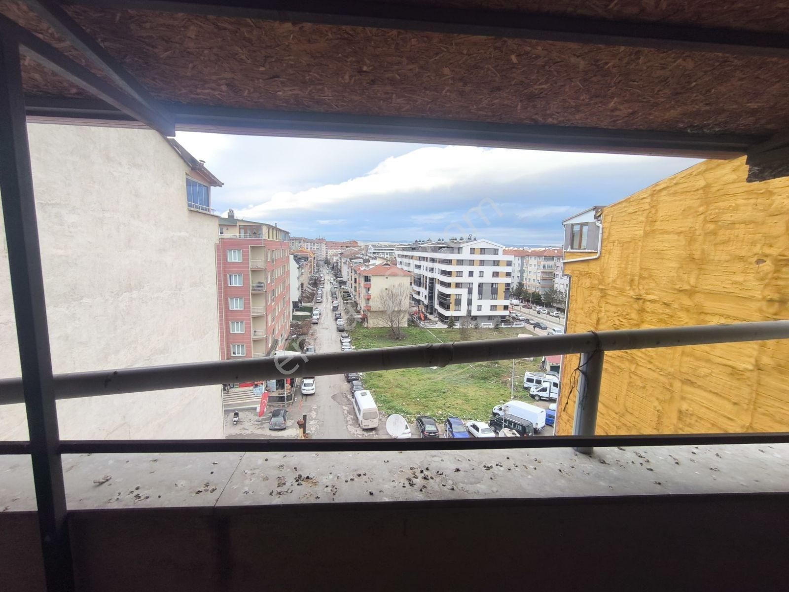 Hg'den Yıldırım Beyazıtta 1+1 Daire - Görsel 10