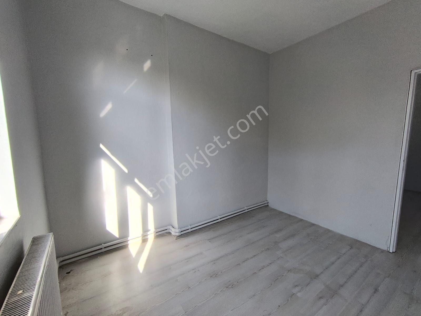 Sakarya Mahallesinde 3+1 Son Kat Kiralık Daire..!!! - Görsel 15