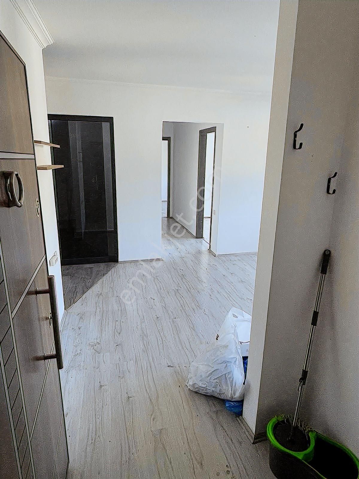 Dispanser Sokakta 3+1 Daire Veya İşyeri Kiralık - Görsel 14