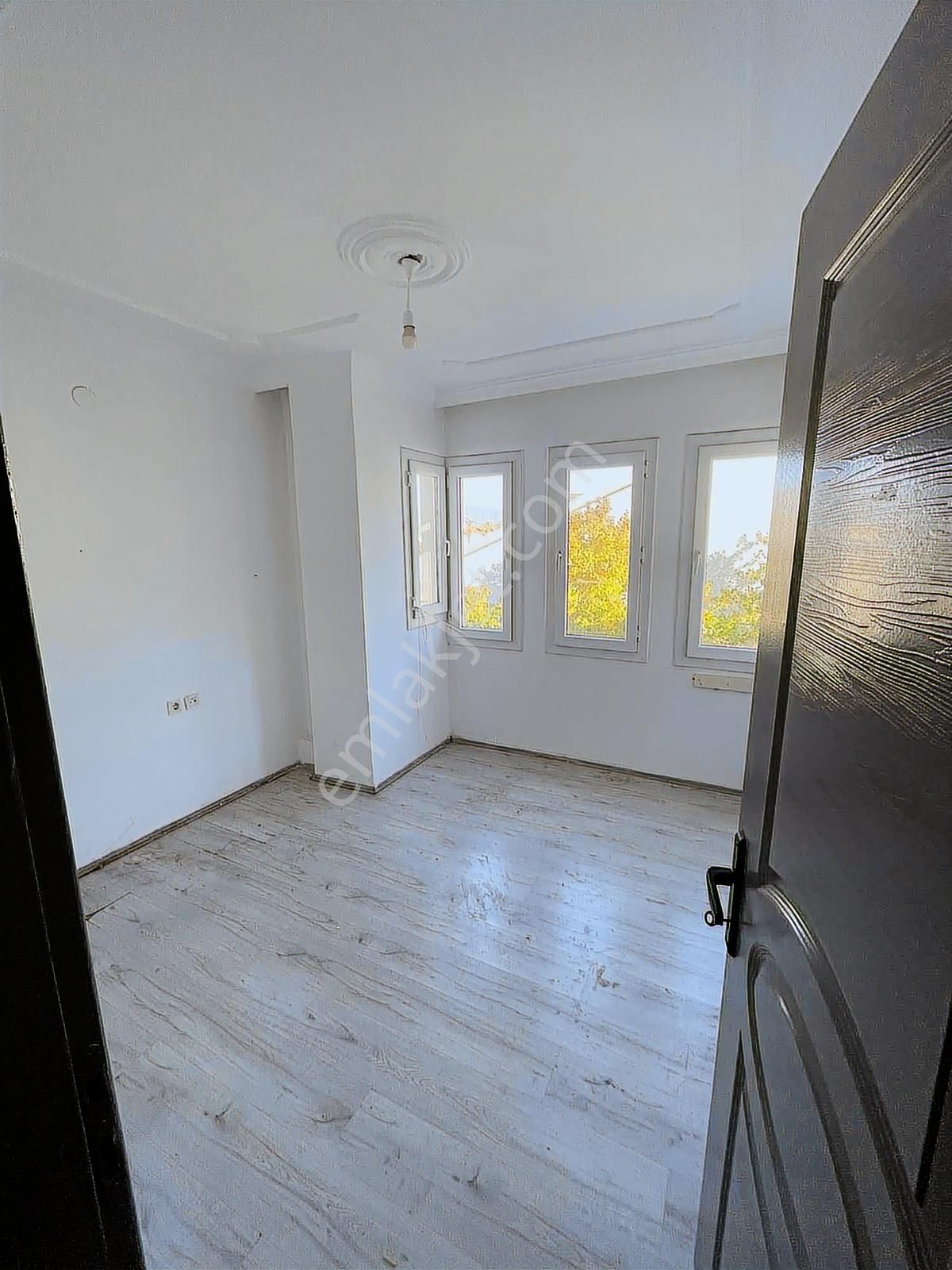 Dispanser Sokakta 3+1 Daire Veya İşyeri Kiralık - Görsel 13