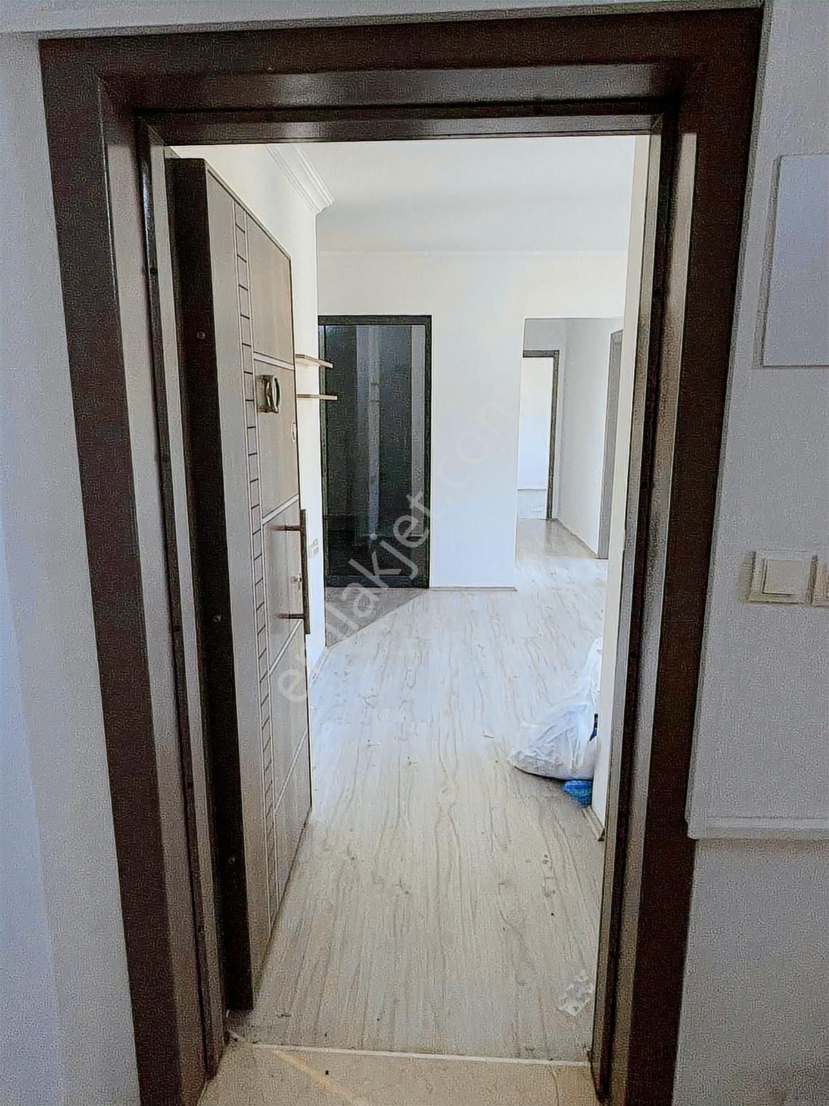 Dispanser Sokakta 3+1 Daire Veya İşyeri Kiralık - Görsel 8