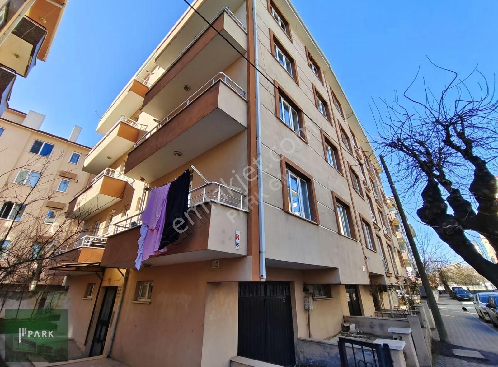 Park Gayrimenkul'den Bahçelievlerde Satılık Balkonlu 1+1 Daire - Görsel 12