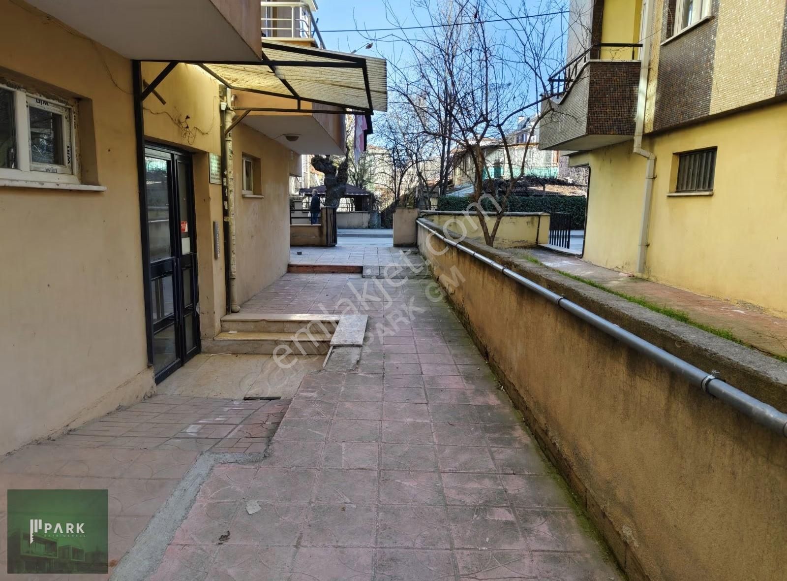 Park Gayrimenkul'den Bahçelievlerde Satılık Balkonlu 1+1 Daire - Görsel 18