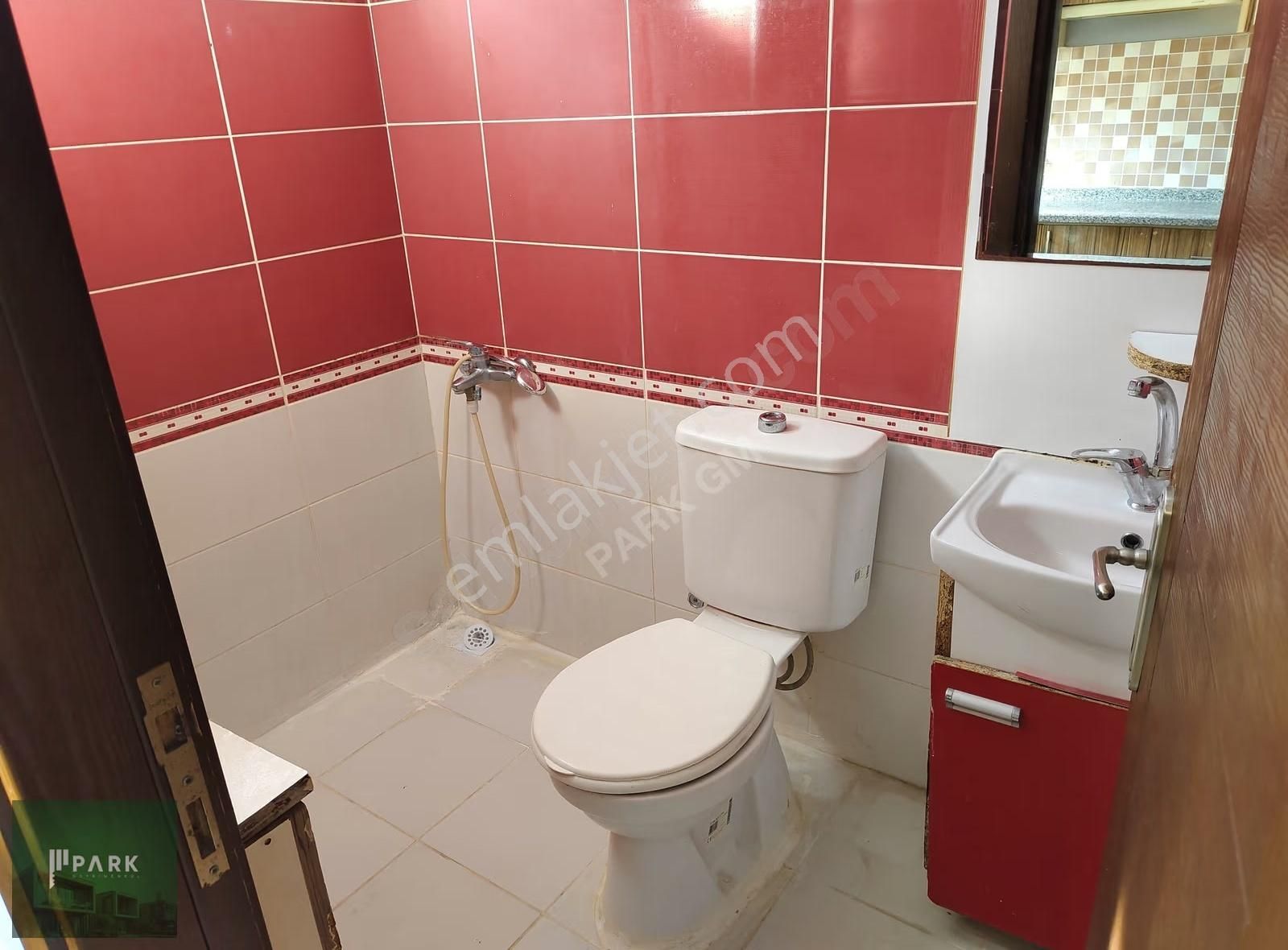 Park Gayrimenkul'den Bahçelievlerde Satılık Balkonlu 1+1 Daire - Görsel 10