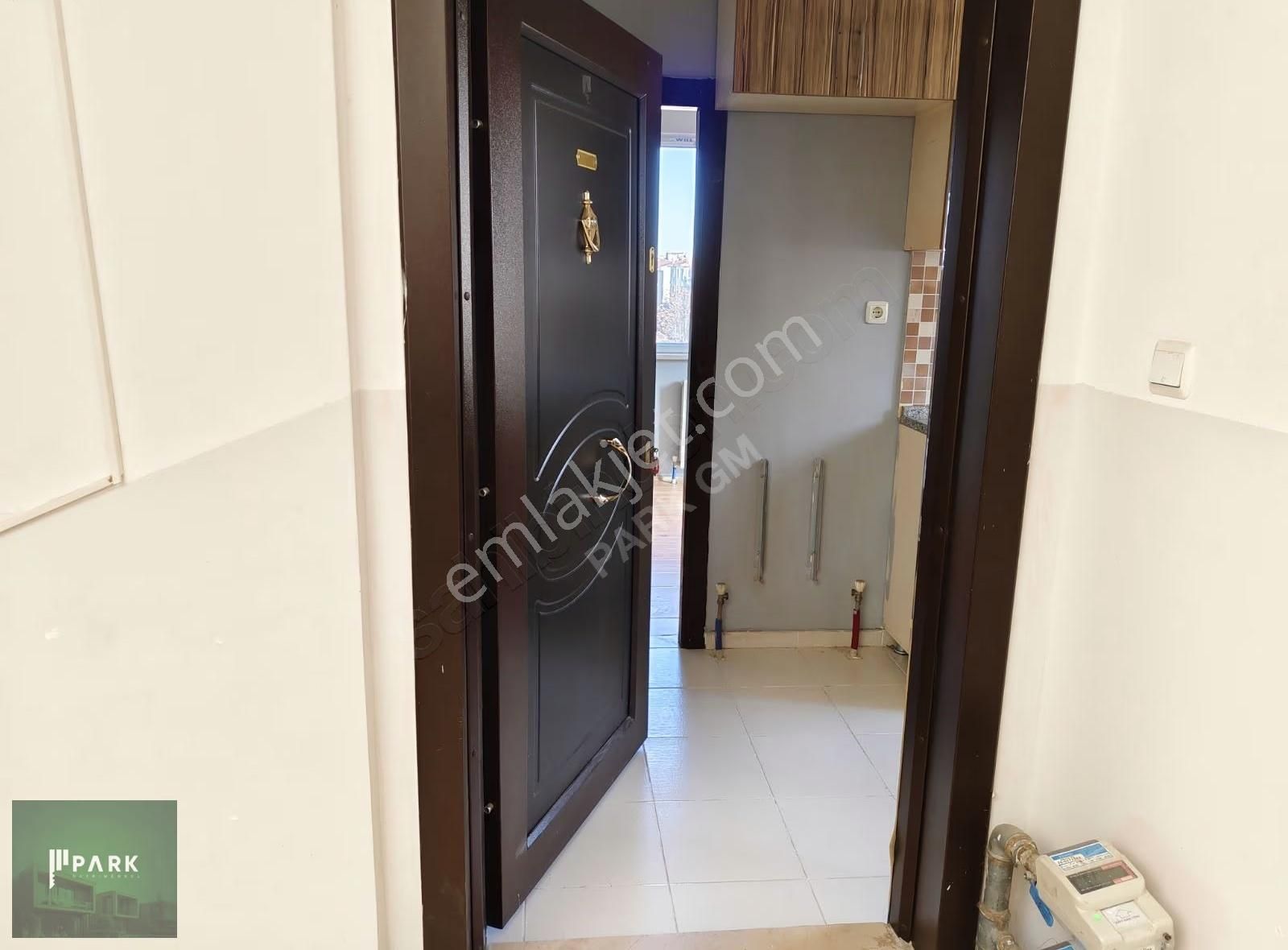 Park Gayrimenkul'den Bahçelievlerde Satılık Balkonlu 1+1 Daire - Görsel 19