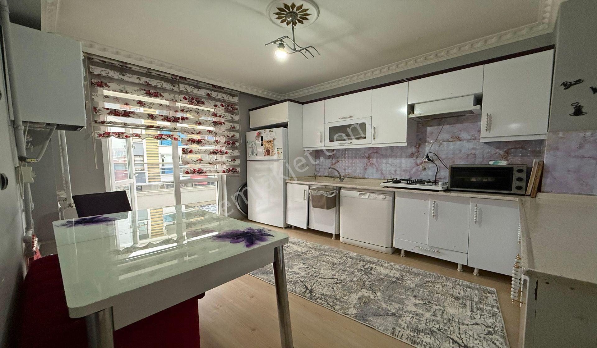 Kanuni Orhangazi Okulu Yakını Katta Çift Balkonlu Yeni Bina