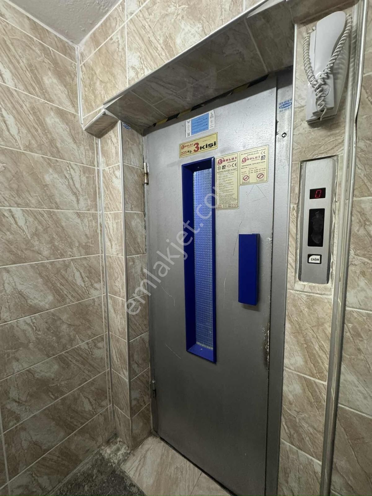 Bayraklı Sevgi Yolunda 3+1 Asansörlü Doğalgazlı Kiralık Daire - Görsel 18