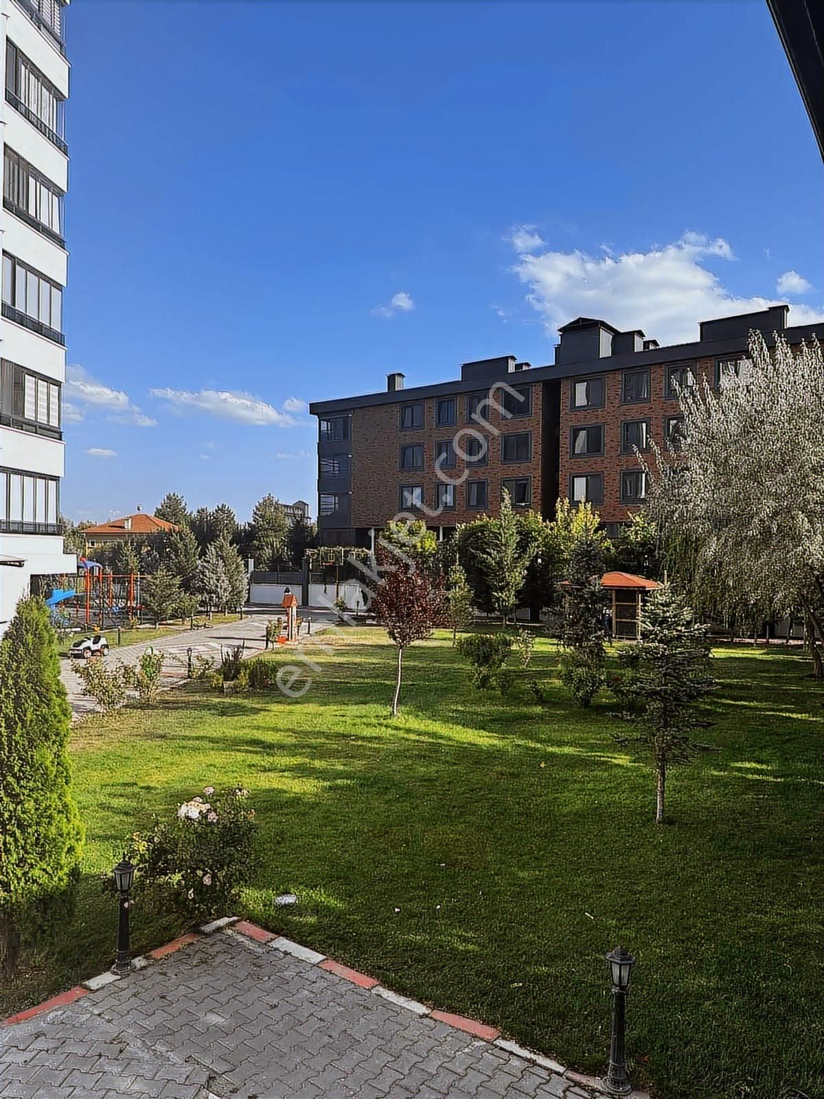 Afyon Özsu Emlak'tan Bulvar Park Evlerinde Satılık 4+1 Daire - Görsel 17