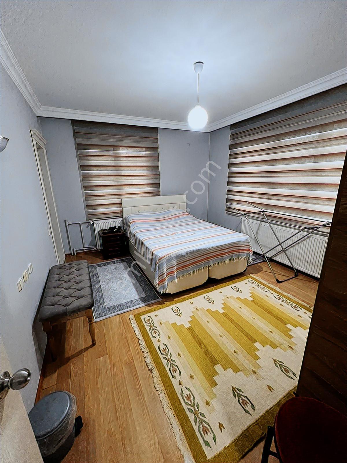 Afyon Özsu Emlak'tan Gazlıgöl'de Bakımlı Satılık Villa - Görsel 22
