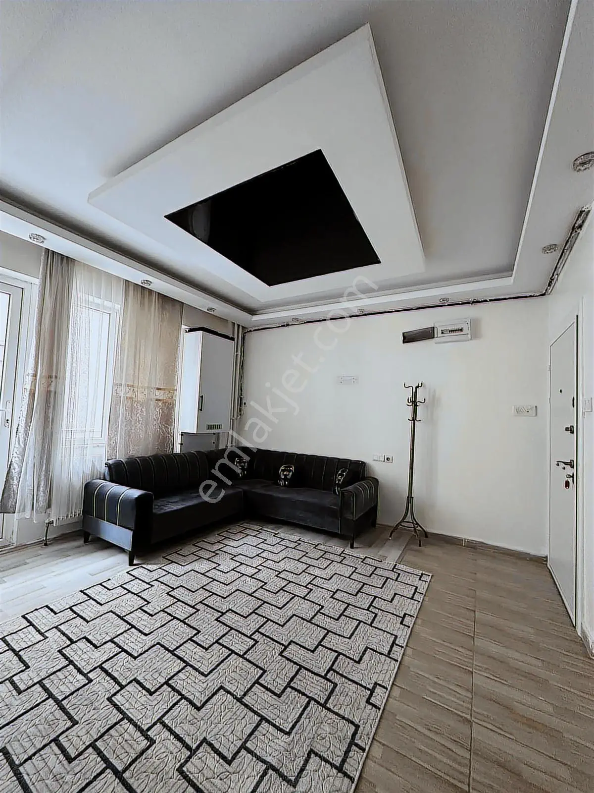 Afyon Özsu Emlaktan Sıfır Eşyalı Kiralık 1+1 Daire - Görsel 4