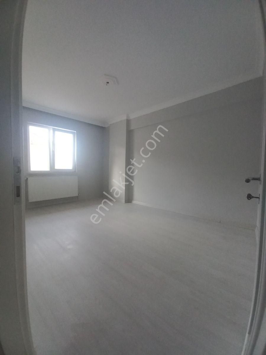 Kiralık Asansörlü Kapalı Otoparklı 2+1 İçi Yenilenmiş Boyalı - Görsel 7