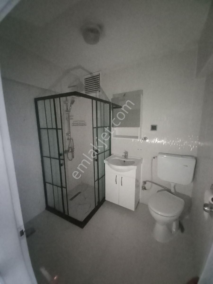 Kiralık Asansörlü Kapalı Otoparklı 2+1 İçi Yenilenmiş Boyalı - Görsel 14