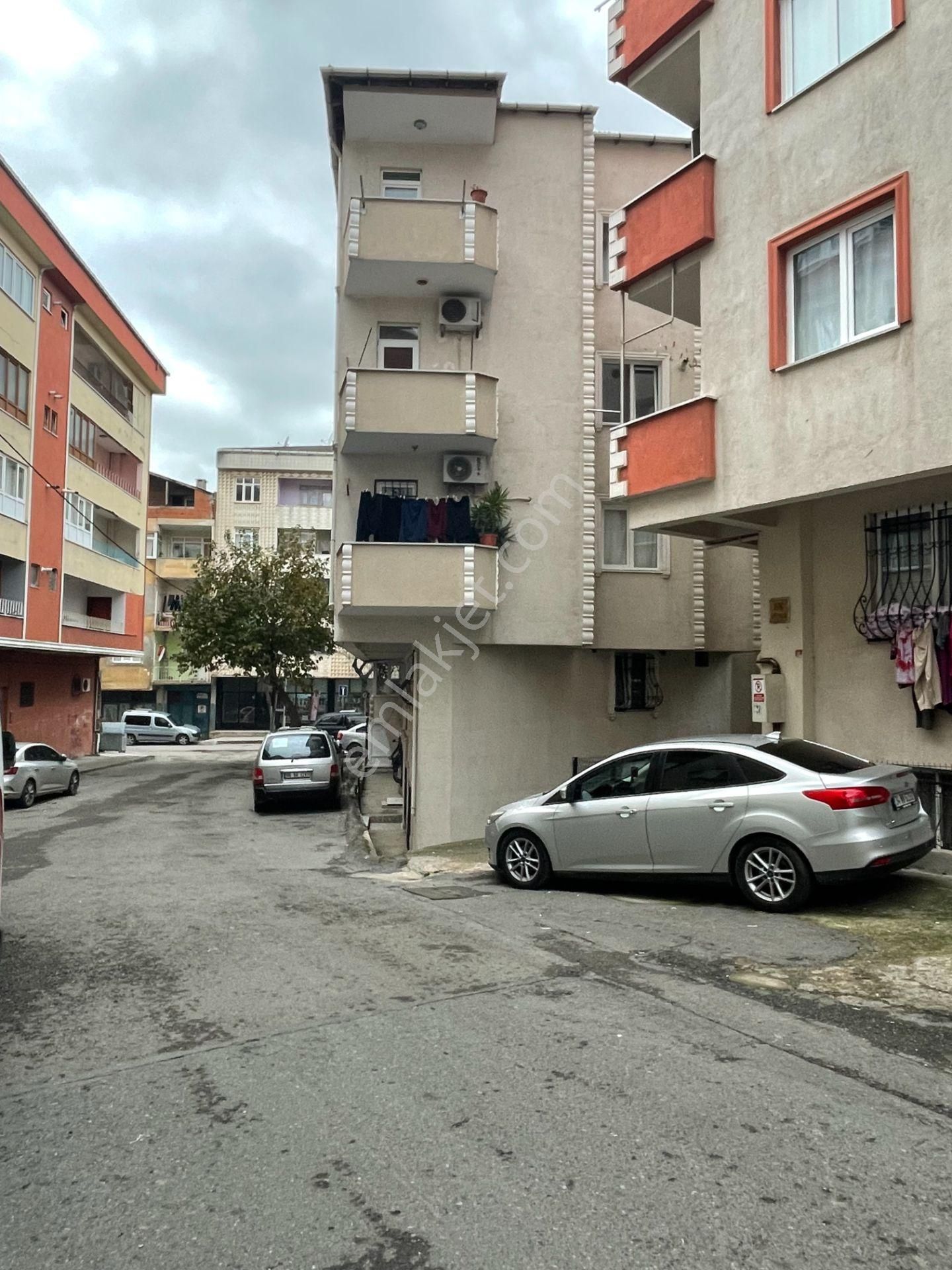 Pendik Çamçeşme De 1+1 Kiralık Daire