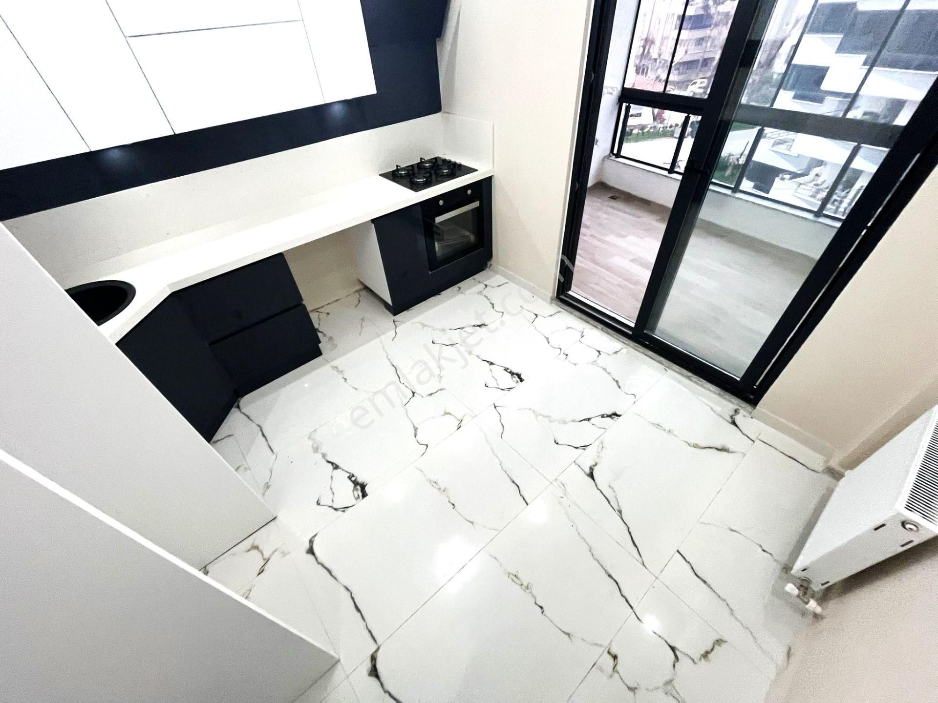 💎akçay'da Aygülden Denize Çok Yakın Sıfır Ayrı Mutfak Evebeyn Banyolu Asansörlü 3+1satılık Dubleks