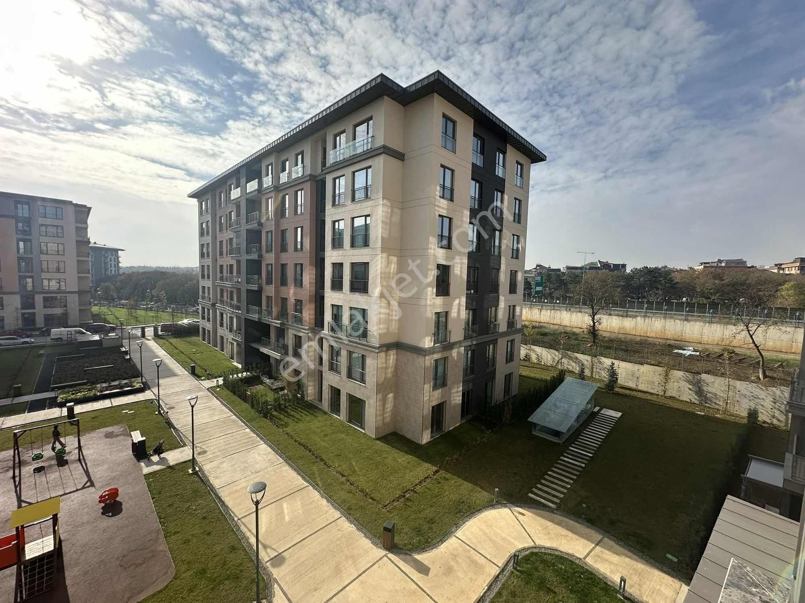 Emlak Konut Çınarköy " 3+1 Peyzaj Cephe Satılık Daire " - Görsel 19