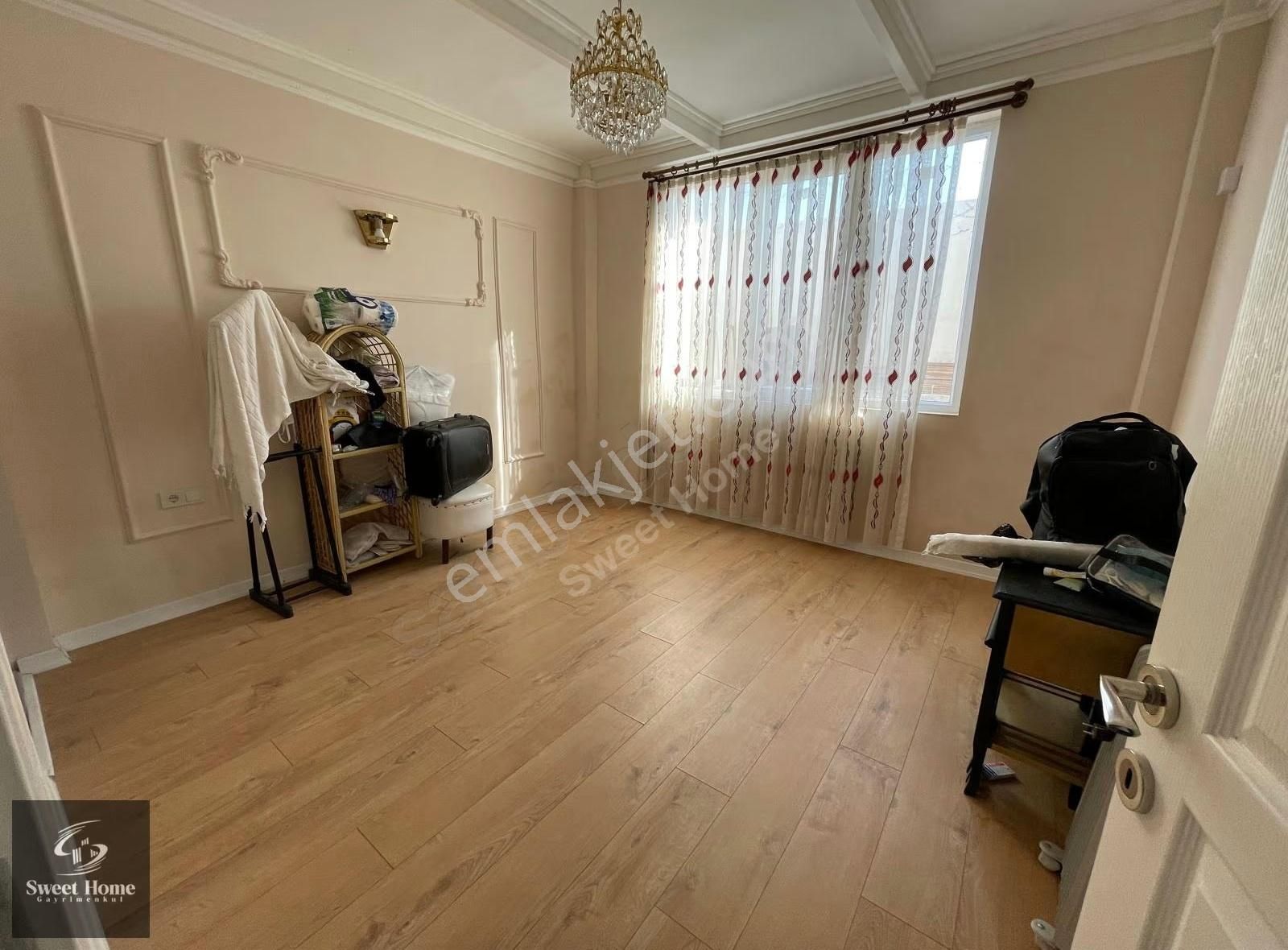 Göl'e Sıfır Konumda E-5 Üzeri 3 Katlı Kiralık Müstakil Bina - Görsel 17