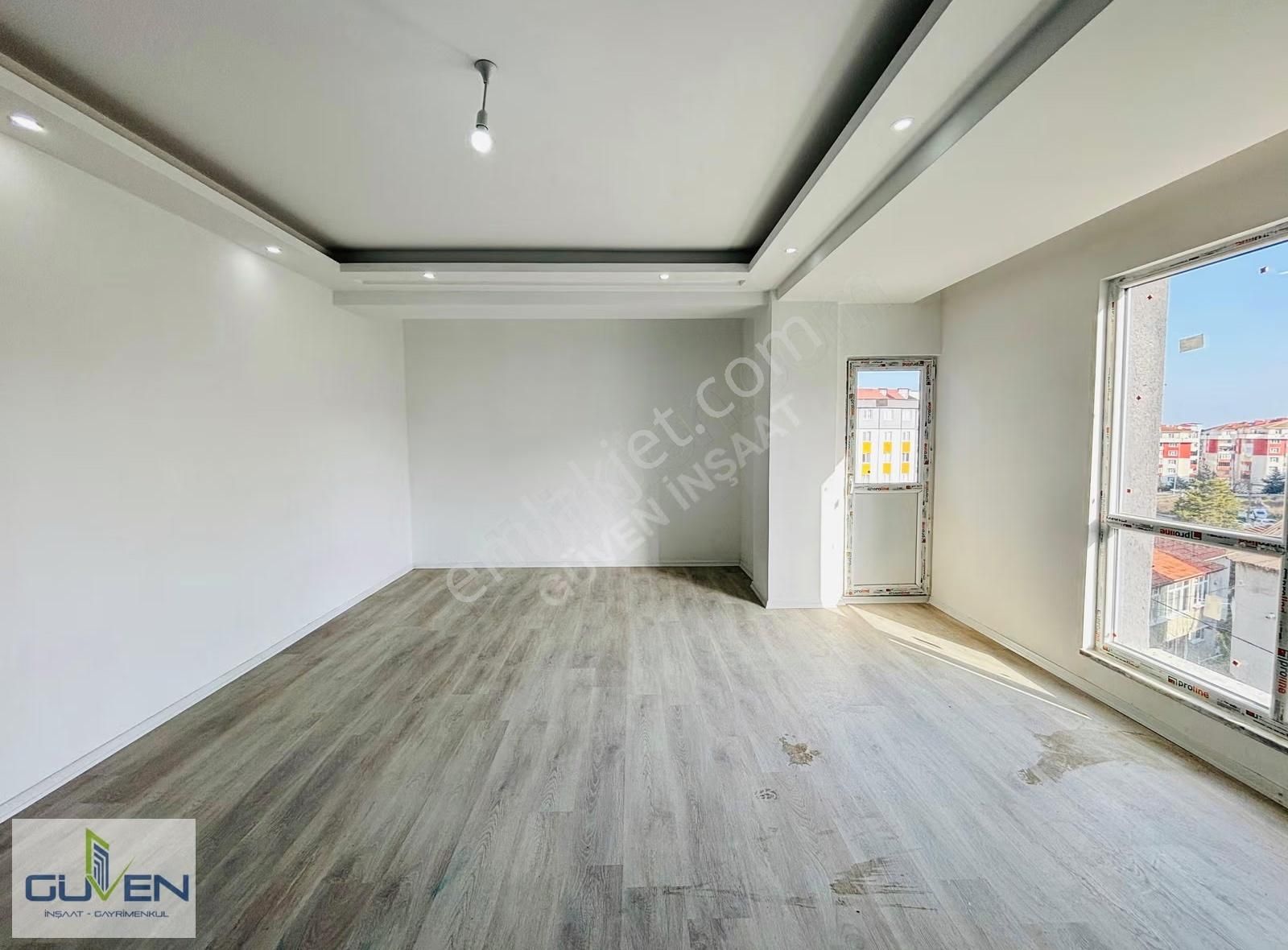 Güven'den Hızlı Tren Projesine Yakın 2.49 Faiz İmkanlı 3+1 Daire - Görsel 4