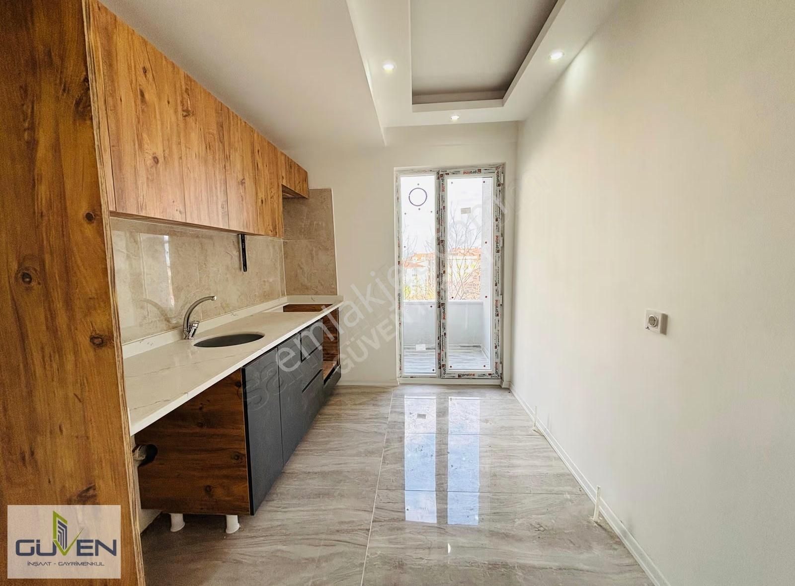 Güven'den Hızlı Tren Projesine Yakın 2.49 Faiz İmkanlı 3+1 Daire - Görsel 15