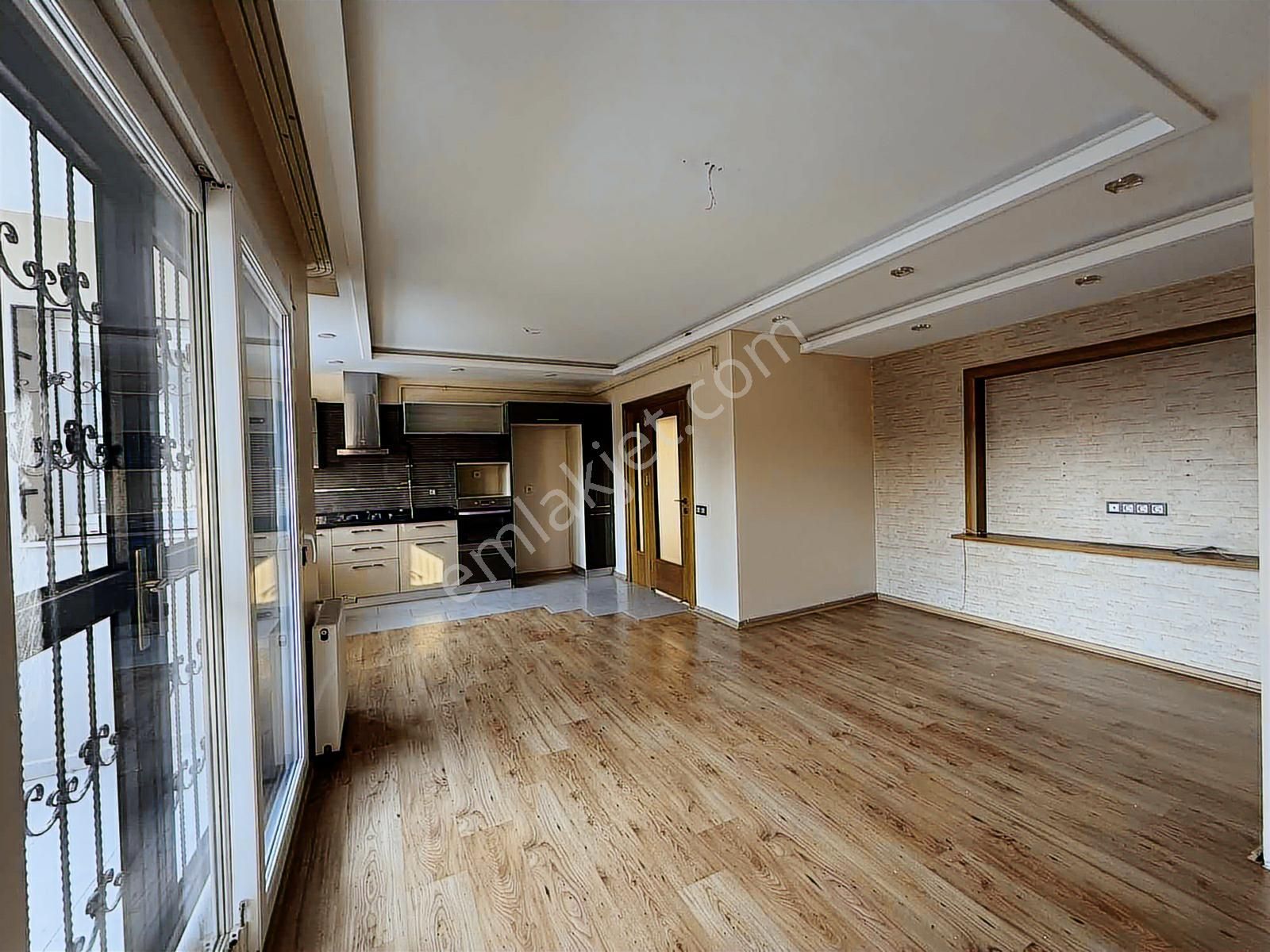 K.evren Bulvar Üzeri Avrupa Hospital Karşısı 245m Teraslı 3+1 D - Görsel 14