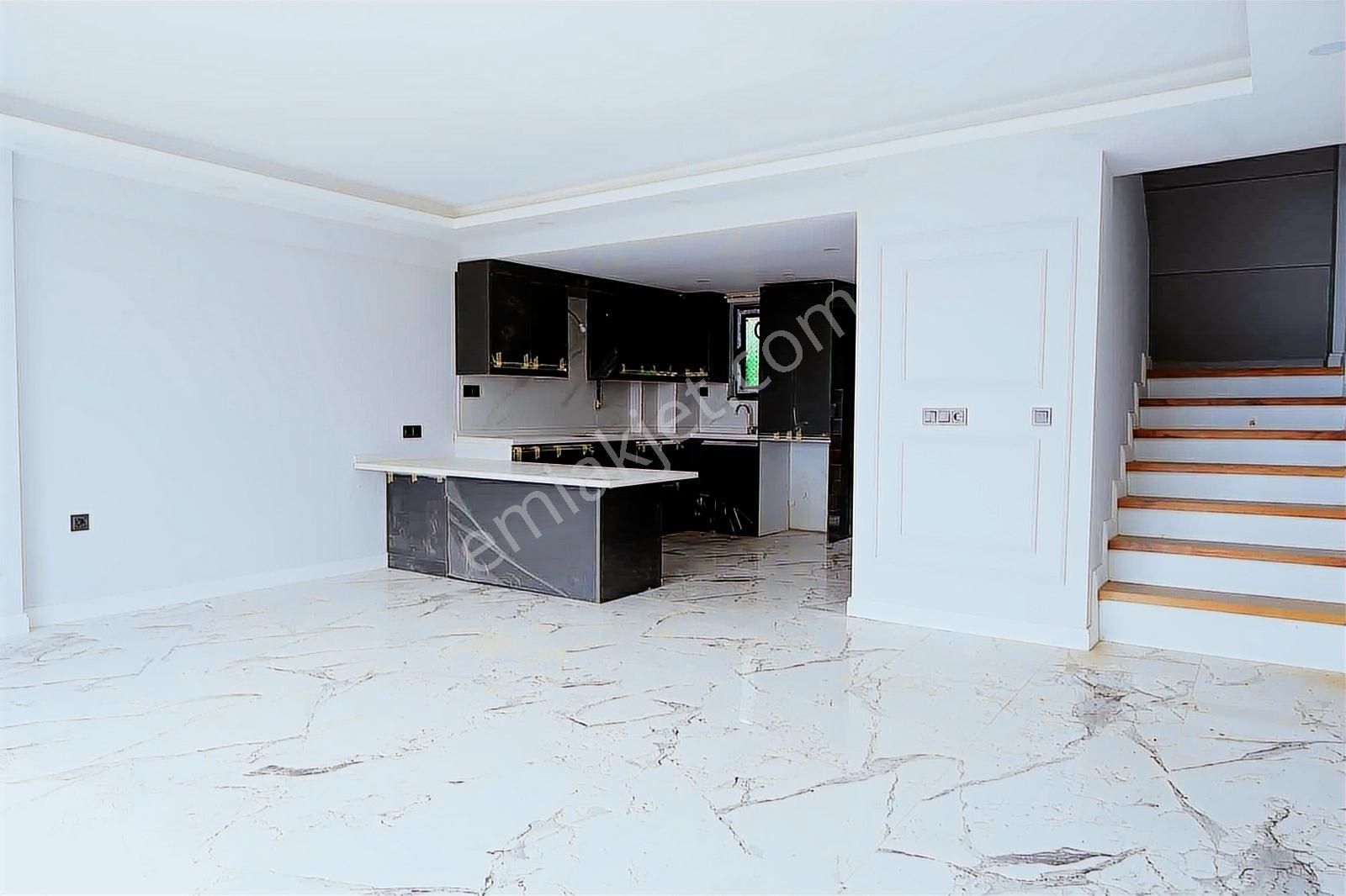 Gemlik Manastırda Sıfır Satılık 3+1 Villa - Görsel 23