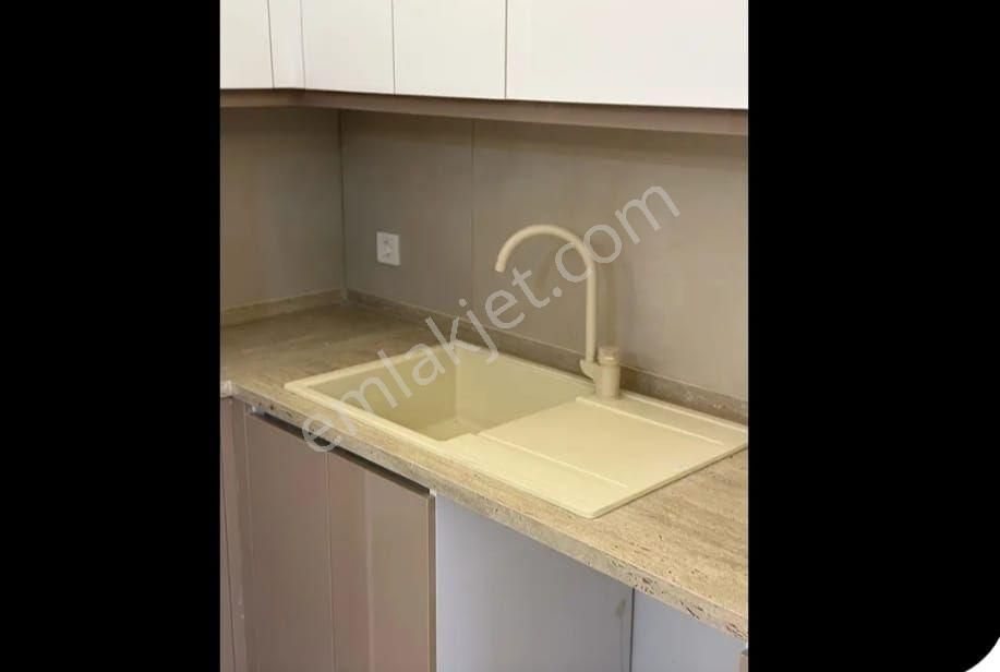 Bornova 1+1 Kiralık Lüks Daire - Görsel 2