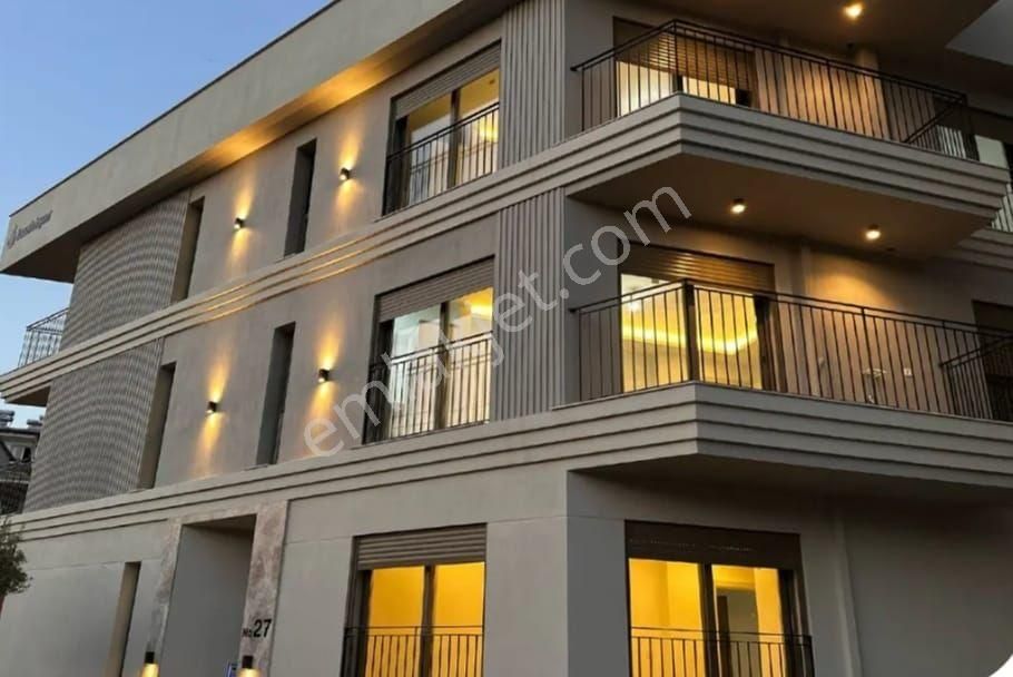 Bornova 1+1 Kiralık Lüks Daire - Görsel 11
