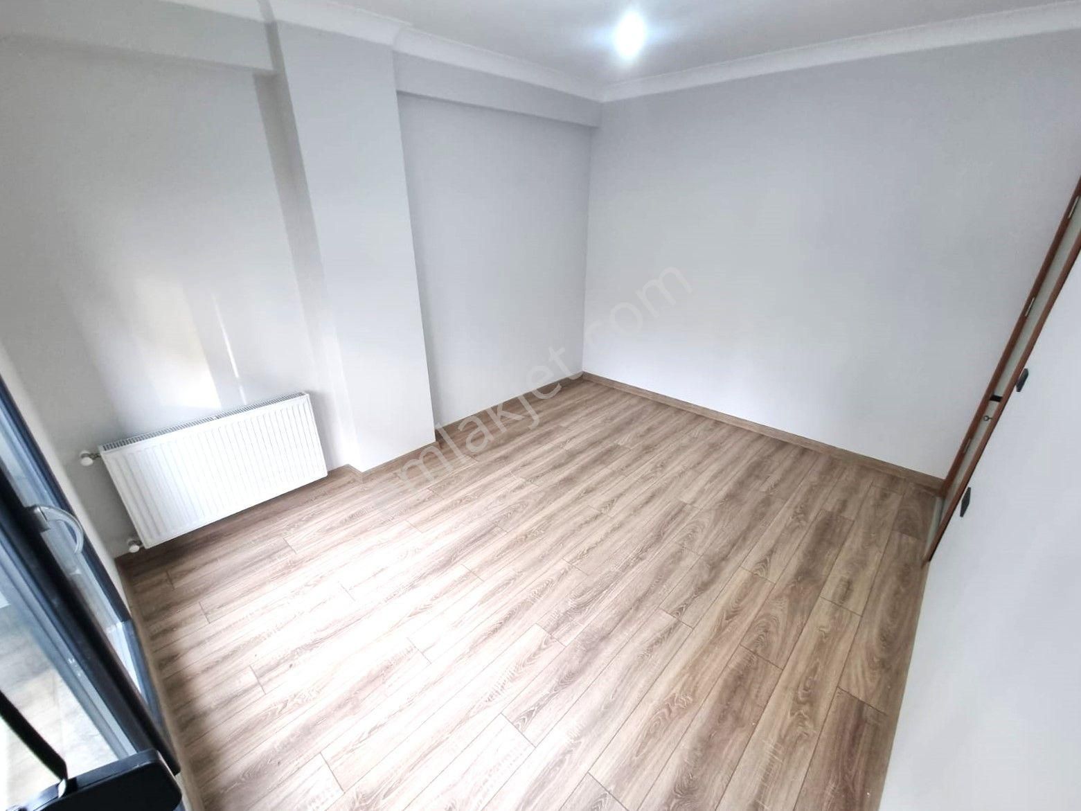 Akçay'da Aygülden İşte Bu Benim Olmalı Dedirten Ara Kat Ayrı Mutfak Ebeveyn Banyolu 3+1satılık Daire - Görsel 14